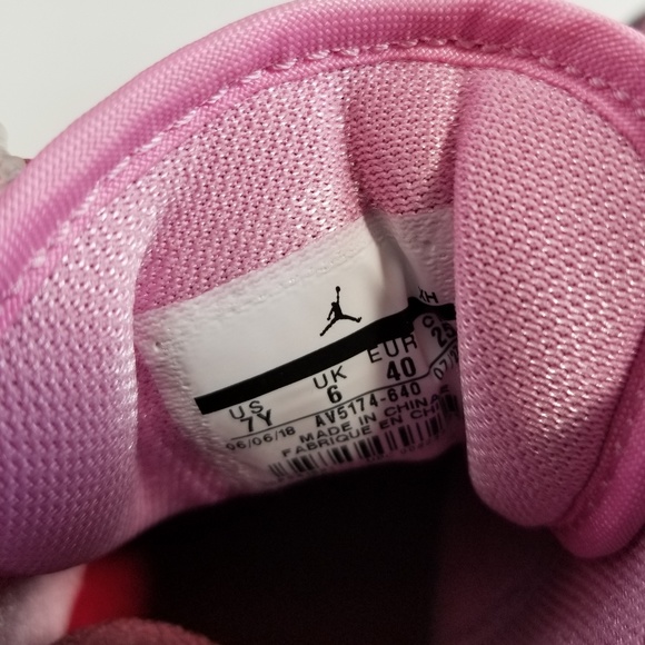 New Nike Air Jordan 1 Mid SE (GS) Sneakers - Picture 7 of 8